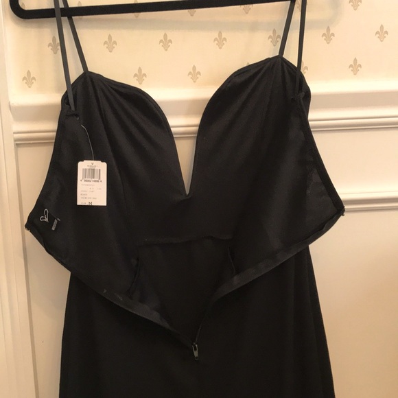 Windsor long black formal dress - Picture 9 of 10